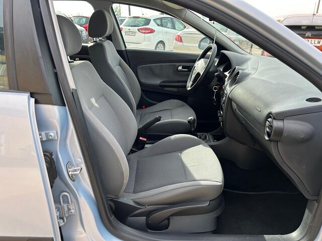 SEAT IBIZA COMFORT 1.4 SPANISH LHD IN SPAIN 90000 MILES SUPERB 2004
